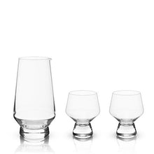 Load image into Gallery viewer, 3-Piece Footed Crystal Daiginjo Sake Set