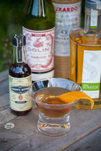 Load image into Gallery viewer, Crystal Manhattan Glasses
