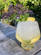 Load image into Gallery viewer, Footed Crystal Punch Cups
